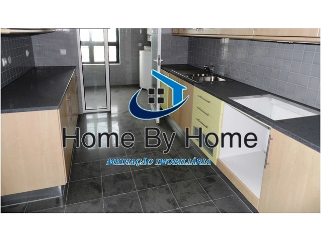 Apartamento T4 em Póvoa de Varzim