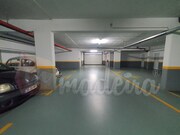 Garagem - Canio, Santa Cruz, Ilha da Madeira - Miniatura: 3/5