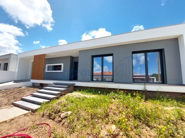 Moradia T3 - Nadadouro, Caldas da Rainha, Leiria - Imagem grande
