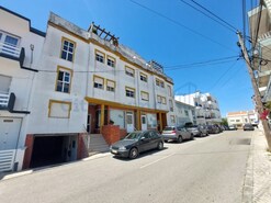 Garagem - Santo Onofre, Caldas da Rainha, Leiria