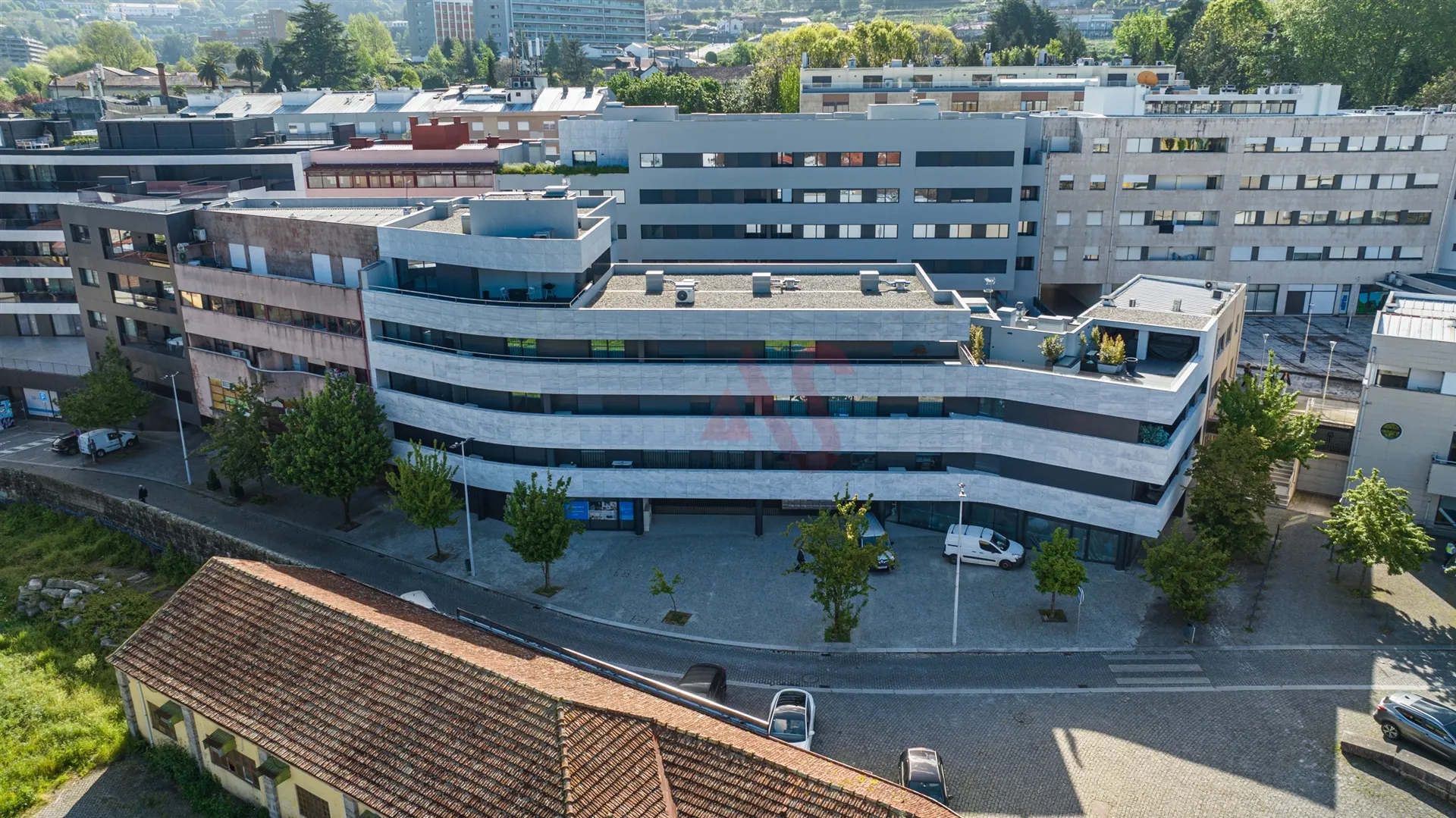 Apartamento T3 - Oliveira, So Paio e So Sebastio, Guimares, Braga