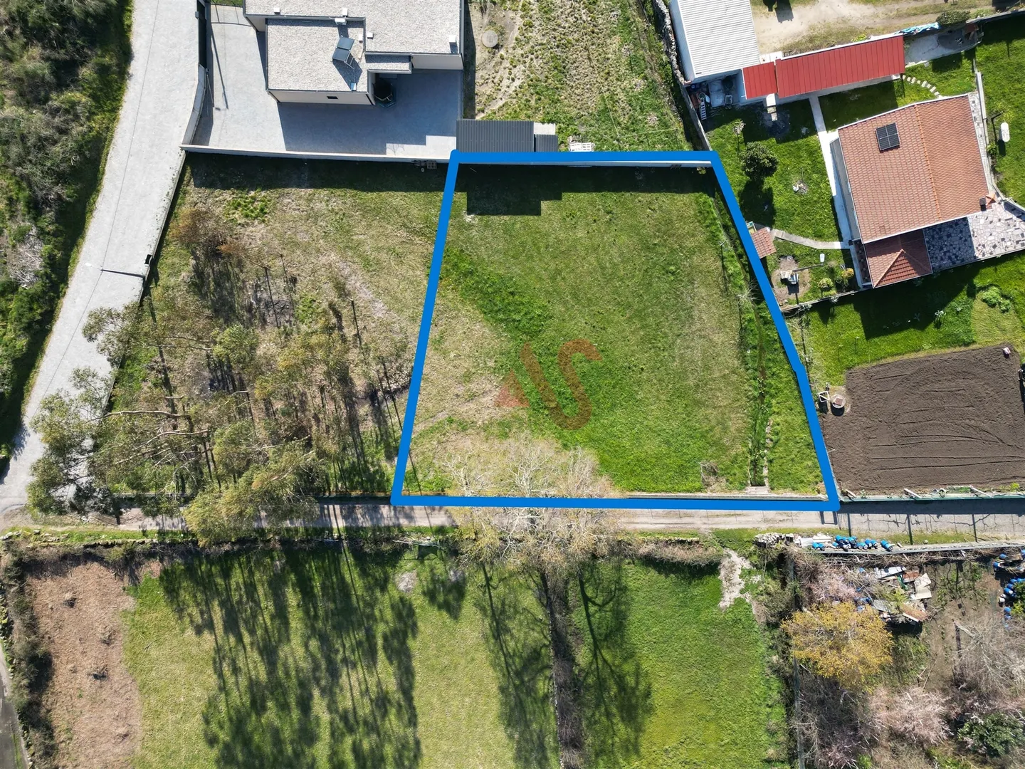 Terreno Urbano T0 - Monte Crdova, Santo Tirso, Porto