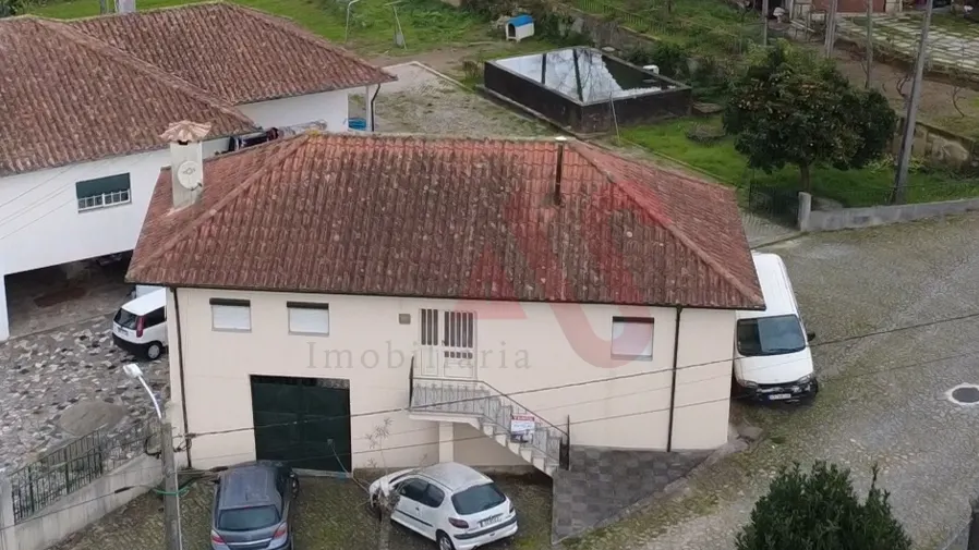 Moradia T2 - Estor�os, Fafe, Braga