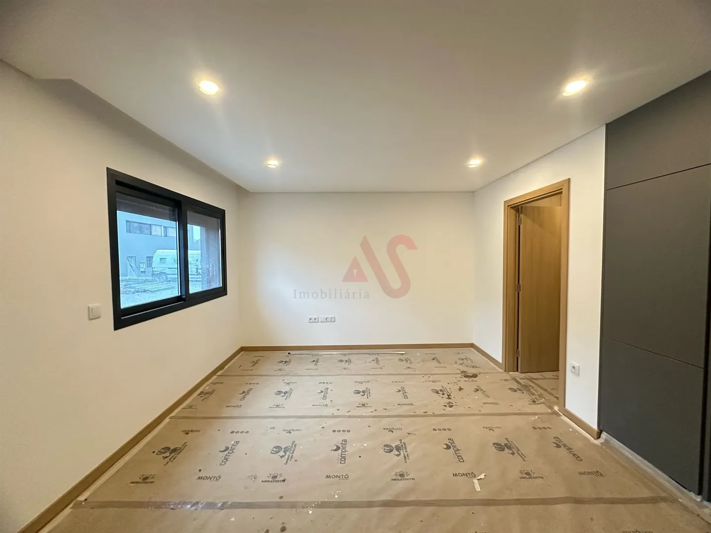 Apartamento T1 - Infias, Vizela, Braga - Miniatura: 1/9