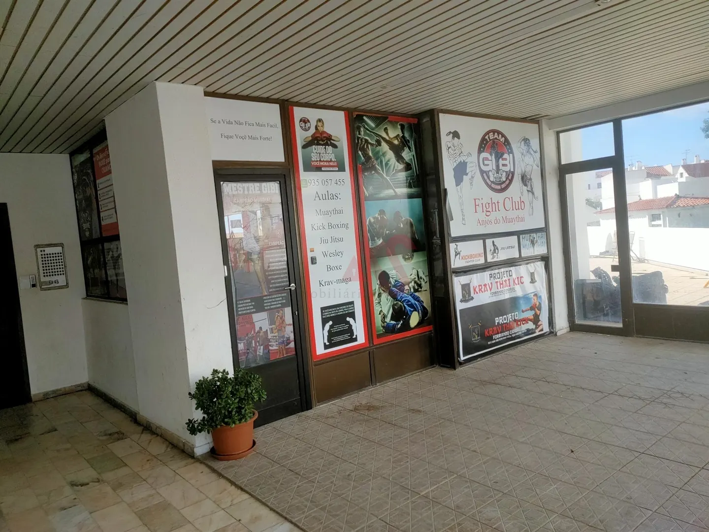 Loja T0 - Olhos de gua, Albufeira, Faro (Algarve) - Miniatura: 9/9
