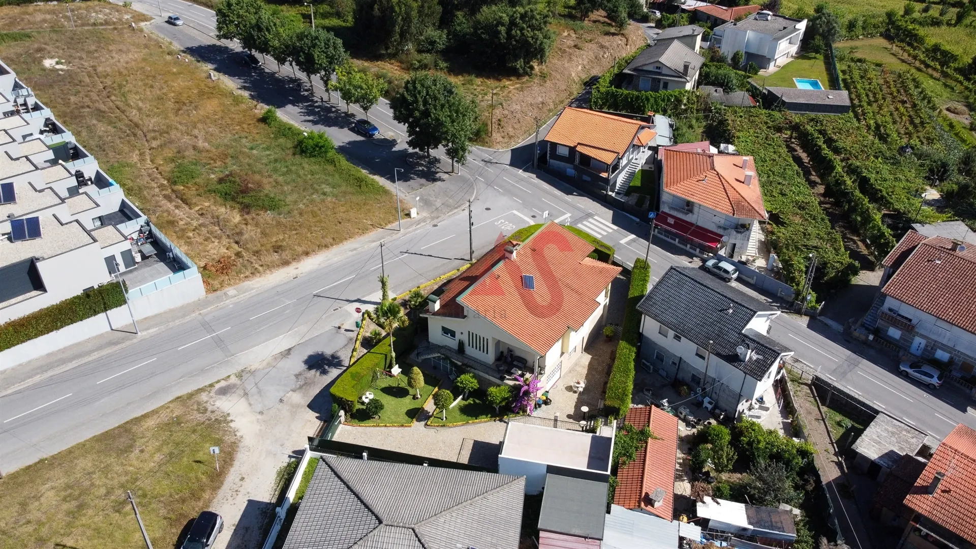 Moradia T3 - Caldelas, Guimares, Braga - Miniatura: 2/9