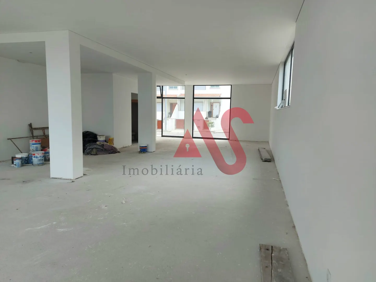 Loja T0 - Landim, Vila Nova de Famalico, Braga - Miniatura: 2/9