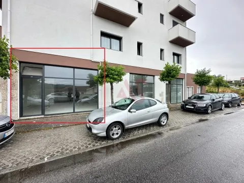 Loja T0 - Landim, Vila Nova de Famalico, Braga - Miniatura: 8/9