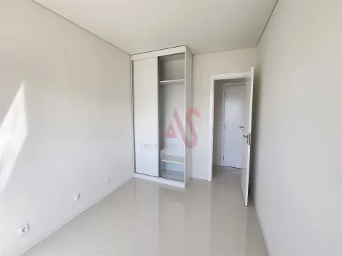 Apartamento T3 - Figueir, Paos de Ferreira, Porto - Miniatura: 9/9