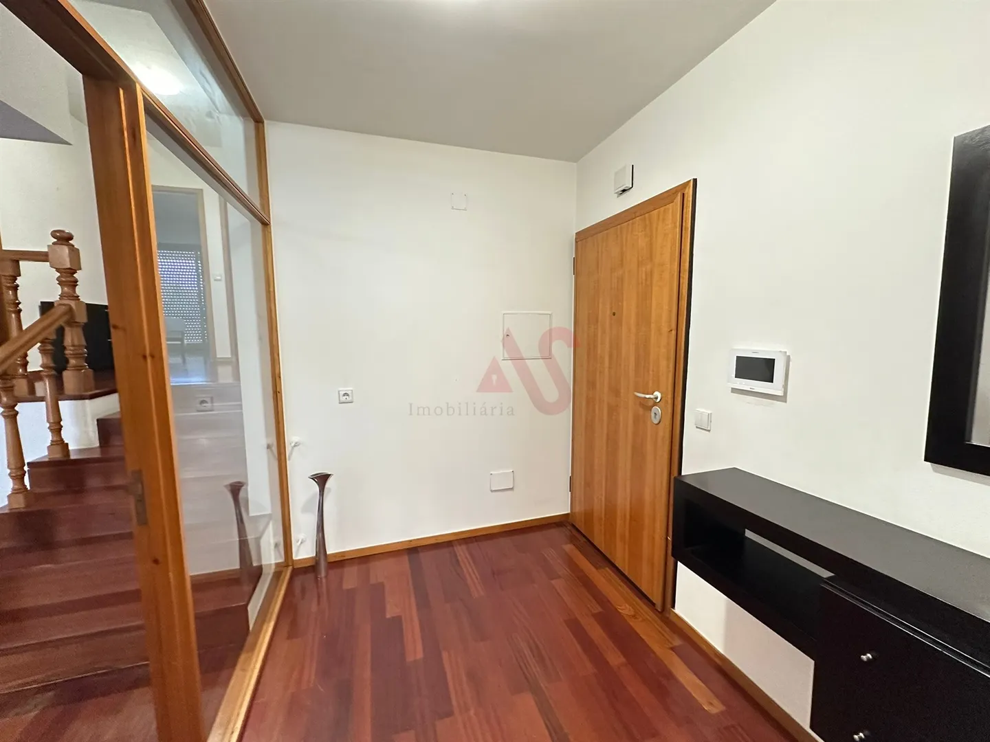 Apartamento T2 - Oliveira, So Paio e So Sebastio, Guimares, Braga - Miniatura: 3/9
