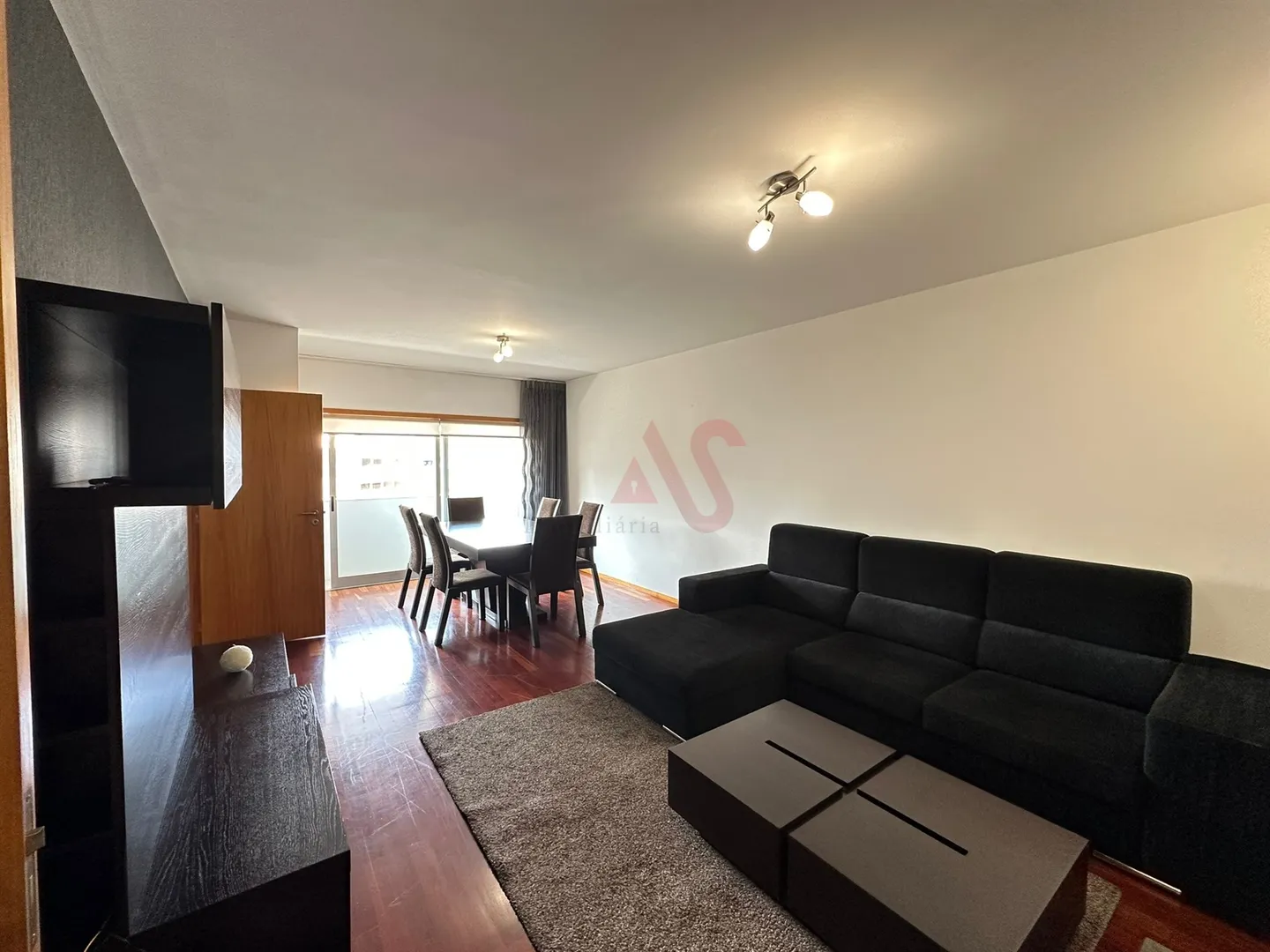 Apartamento T2 - Oliveira, So Paio e So Sebastio, Guimares, Braga - Miniatura: 8/9