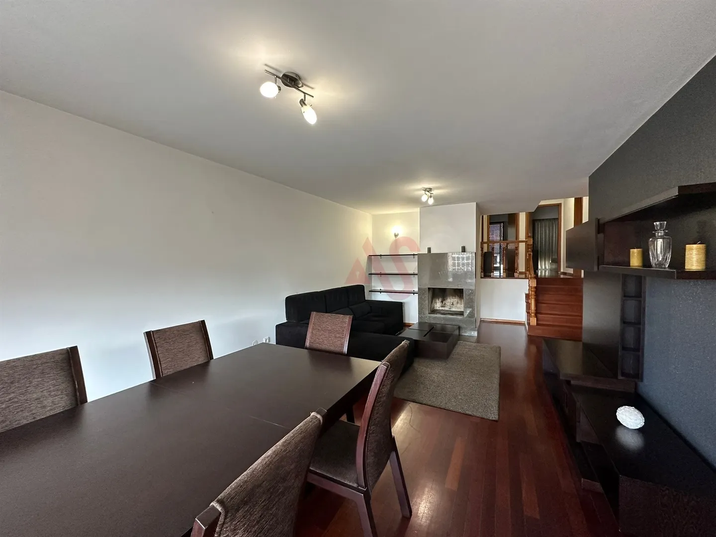 Apartamento T2 - Oliveira, So Paio e So Sebastio, Guimares, Braga - Miniatura: 9/9