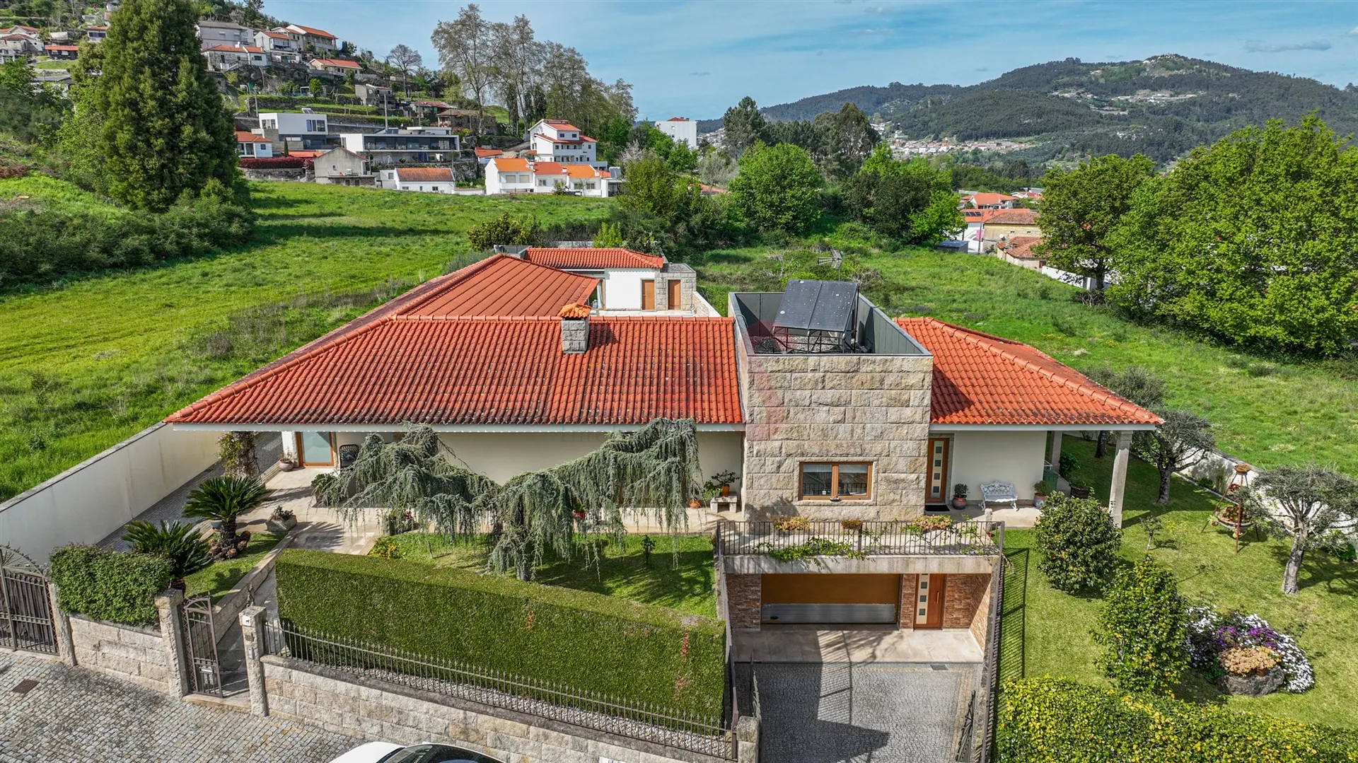 Moradia T4 - Santa Eullia, Vizela, Braga - Miniatura: 2/9