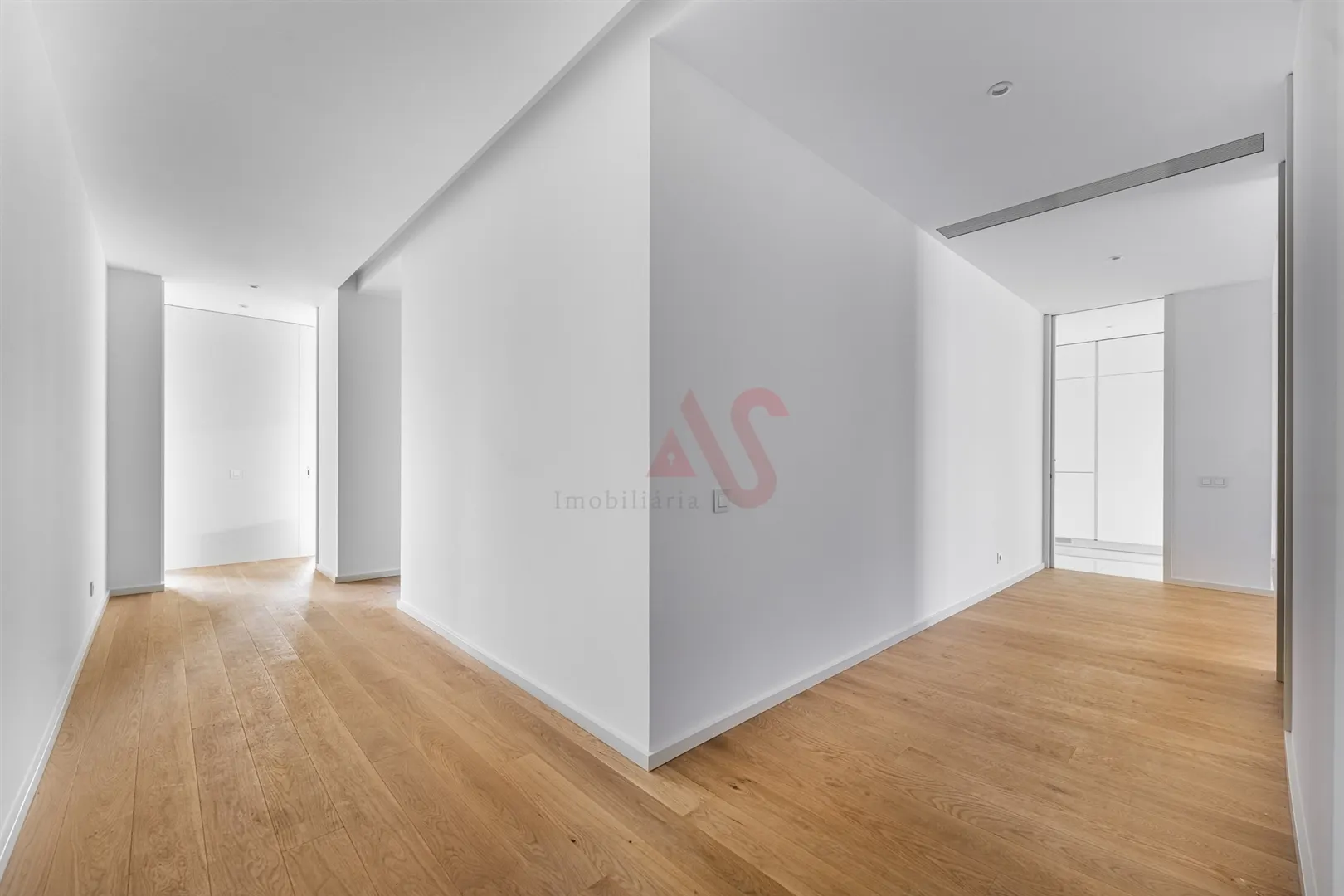 Apartamento T3 - Oliveira, So Paio e So Sebastio, Guimares, Braga - Miniatura: 7/9