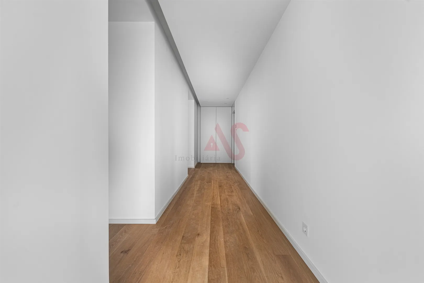 Apartamento T3 - Oliveira, So Paio e So Sebastio, Guimares, Braga - Miniatura: 8/9