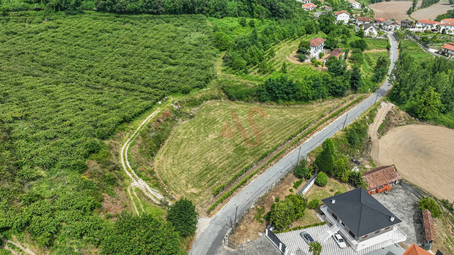 Terreno Rstico T0 - Pombeiro de Ribavizela, Felgueiras, Porto - Miniatura: 4/9