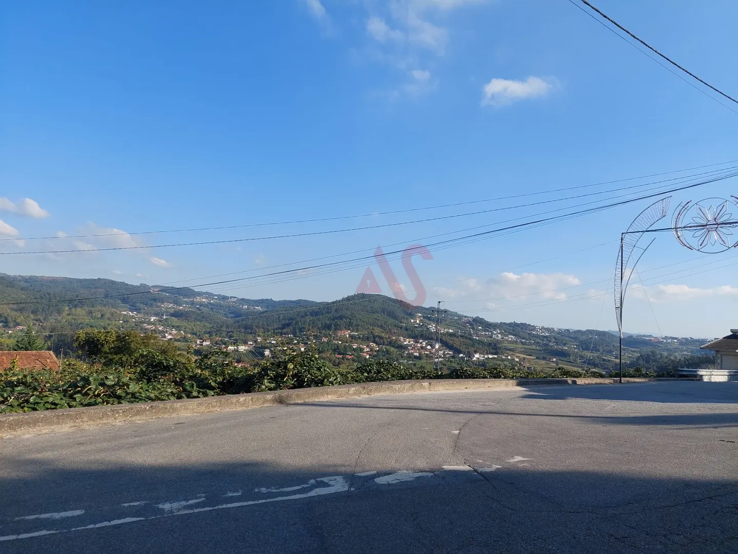 Moradia T3 - Serzedo, Guimares, Braga - Miniatura: 6/9