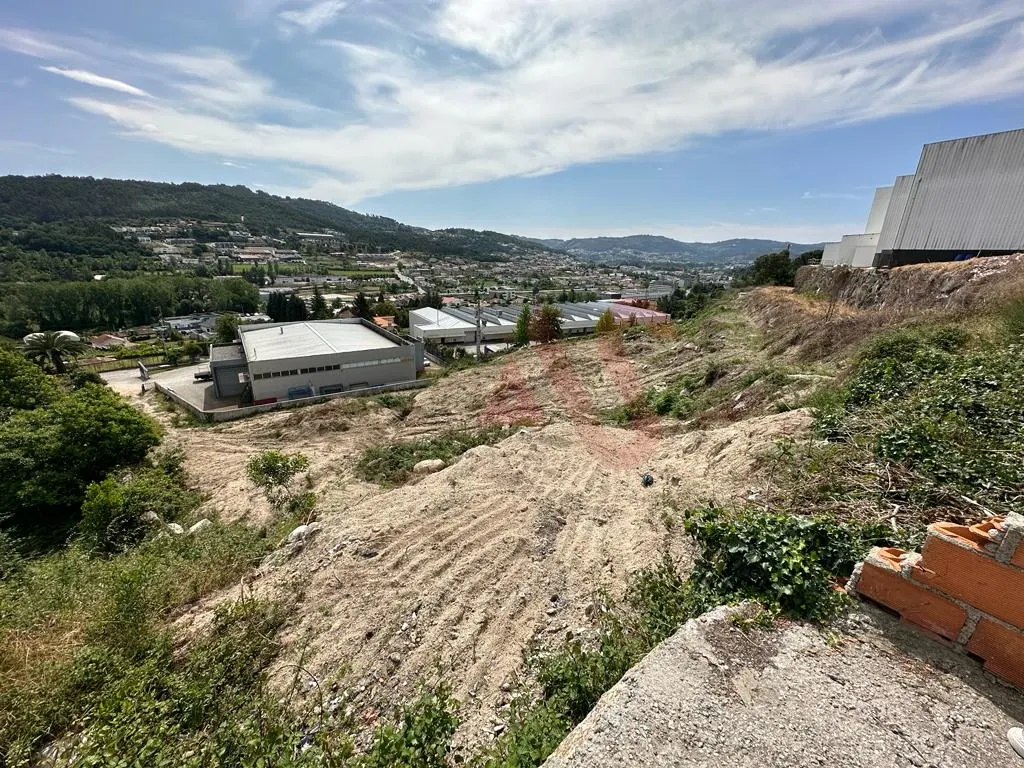 Terreno Rústico T0 - Infias, Vizela, Braga - Imagem grande