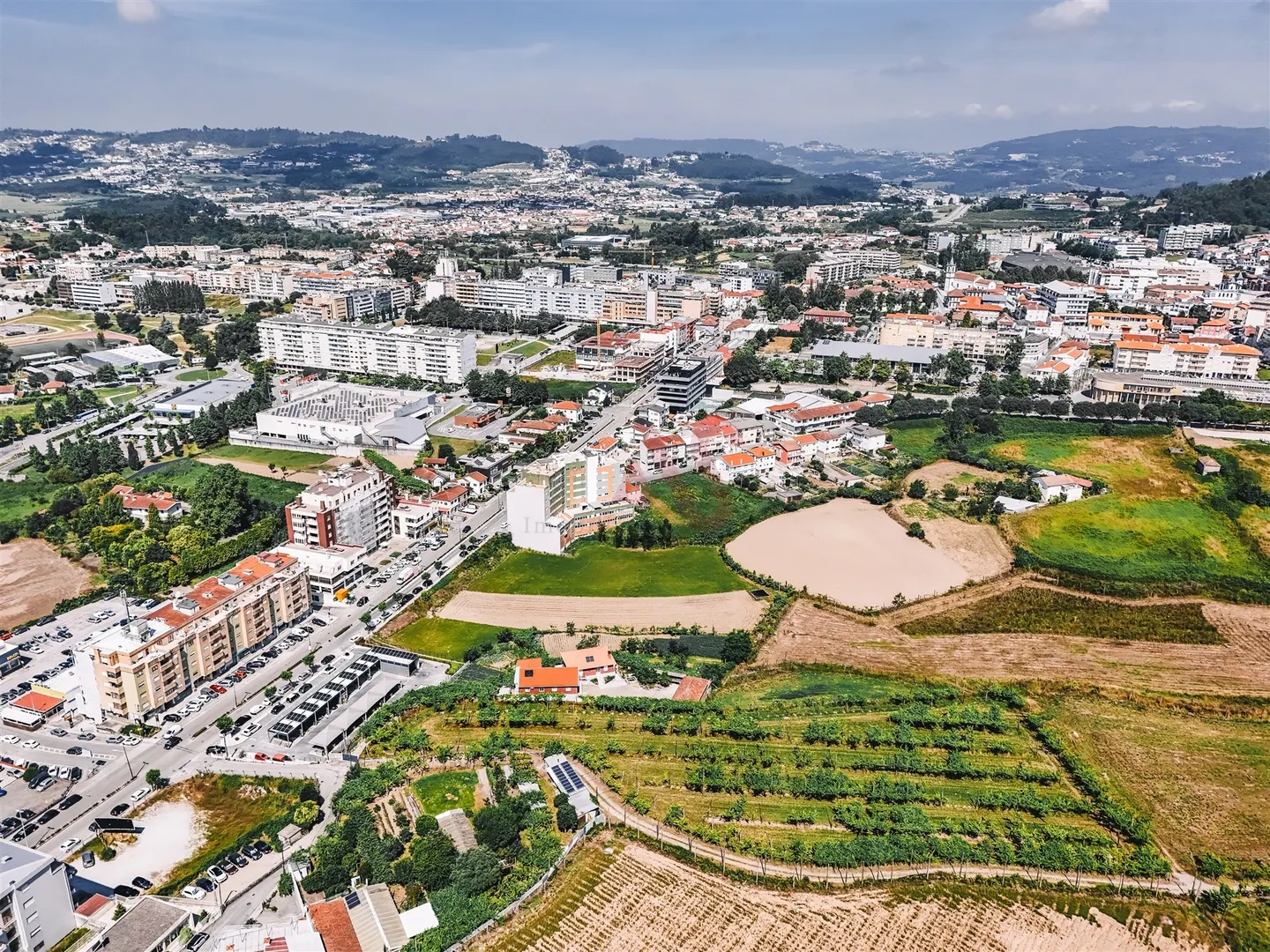 Terreno Urbano T0 - Margaride, Felgueiras, Porto - Miniatura: 1/9