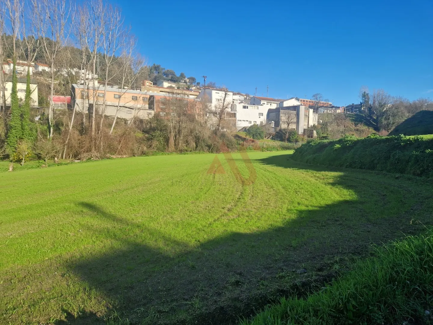 Terreno Rstico T0 - Polvoreira, Guimares, Braga - Miniatura: 1/8