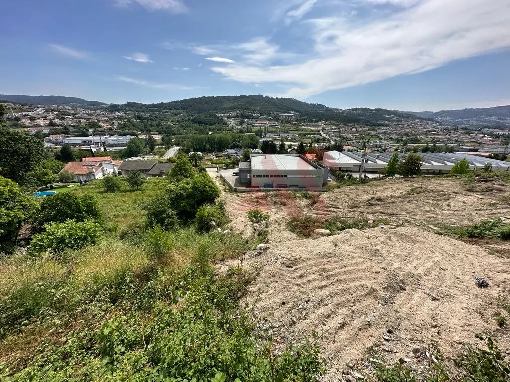 Terreno Rstico T0 - Infias, Vizela, Braga - Miniatura: 2/9