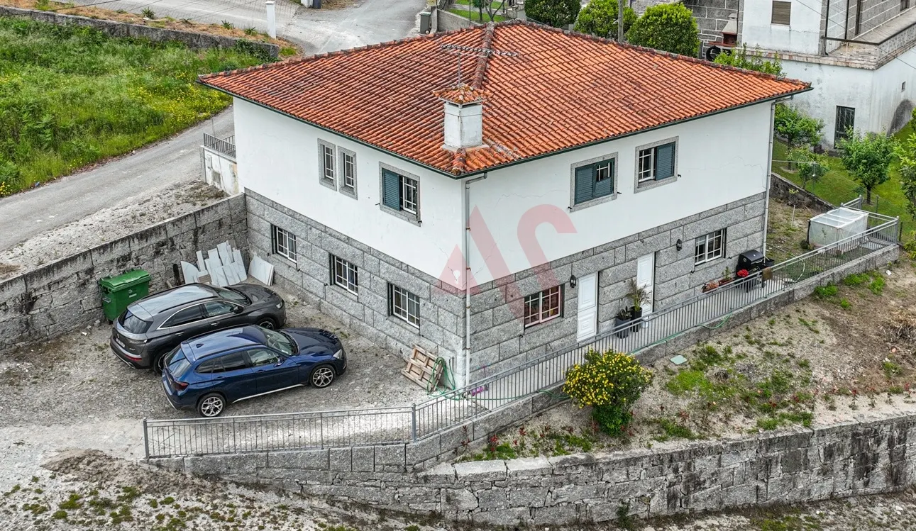 Moradia T6 - Arões (Santa Cristina), Fafe, Braga - Imagem grande