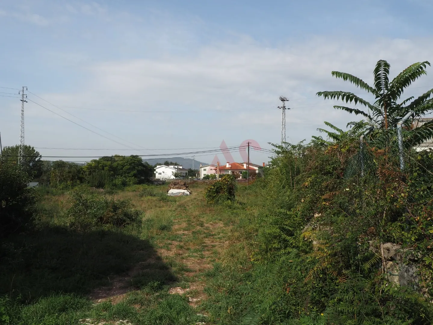 Terreno Urbano T0 - Mire de Tibes, Braga, Braga