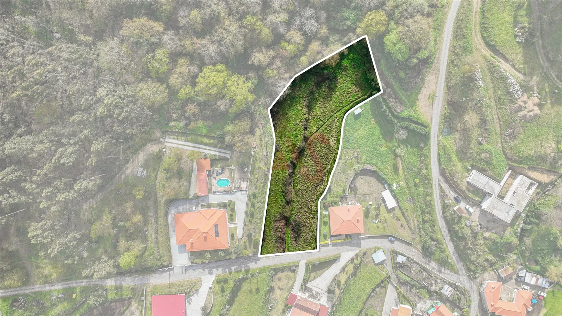 Terreno Rstico T0 - Penacova, Felgueiras, Porto - Miniatura: 1/9