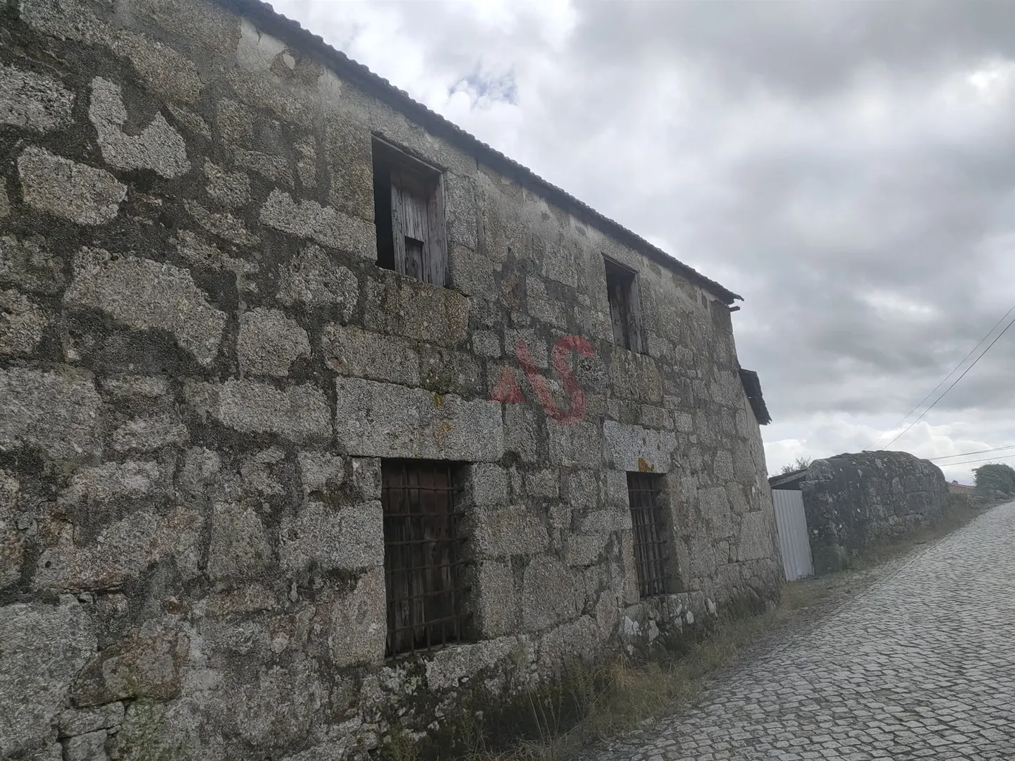 Quinta T3 - Nespereira, Lousada, Porto - Miniatura: 1/9