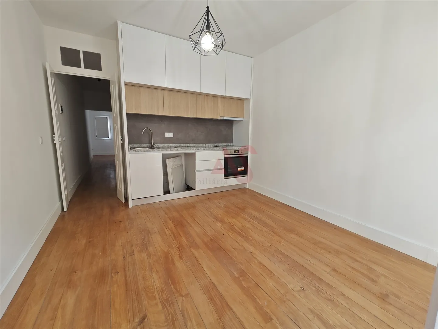 Apartamento T1 - Oliveira, So Paio e So Sebastio, Guimares, Braga - Miniatura: 2/9
