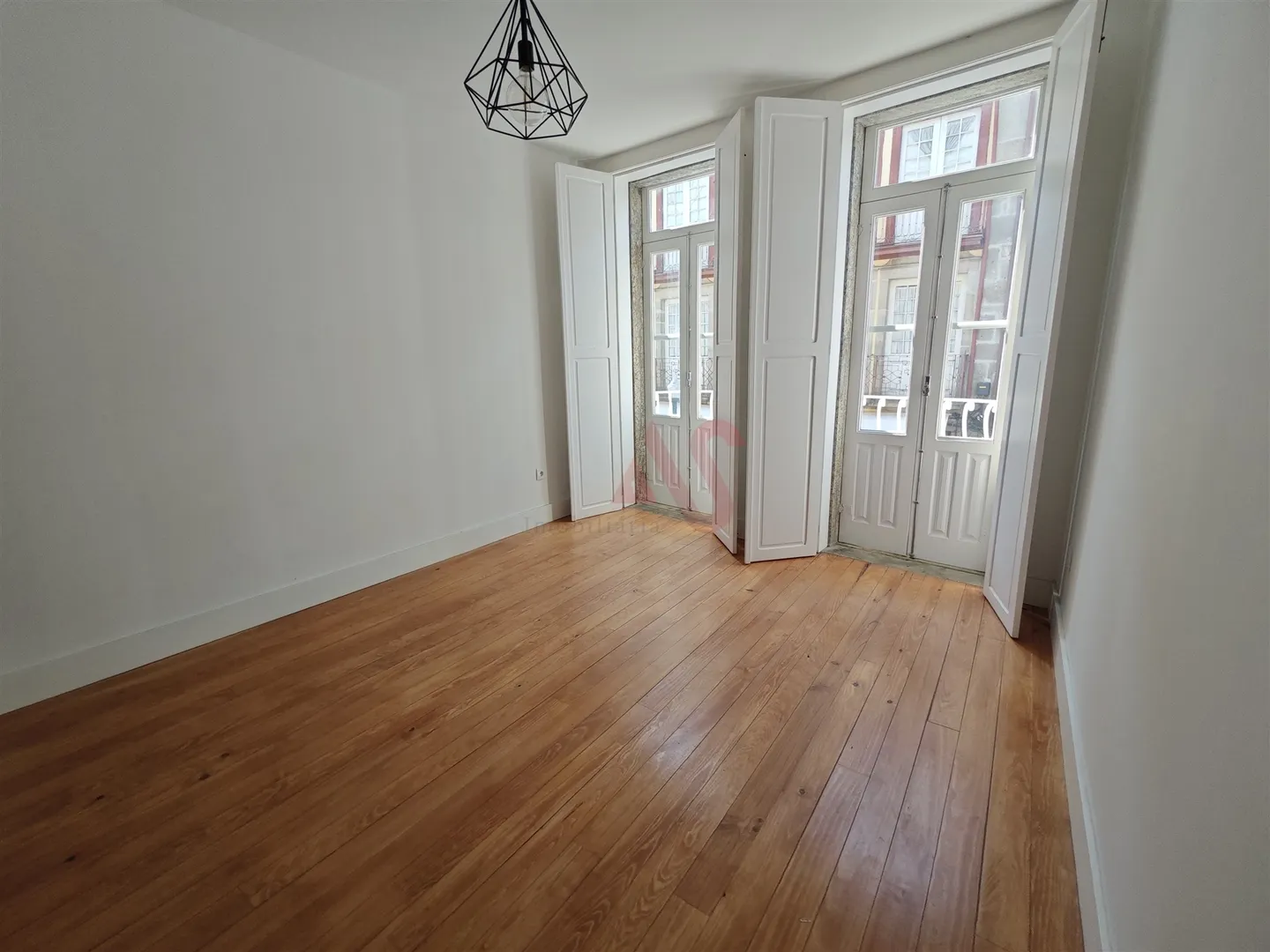 Apartamento T1 - Oliveira, So Paio e So Sebastio, Guimares, Braga - Miniatura: 3/9