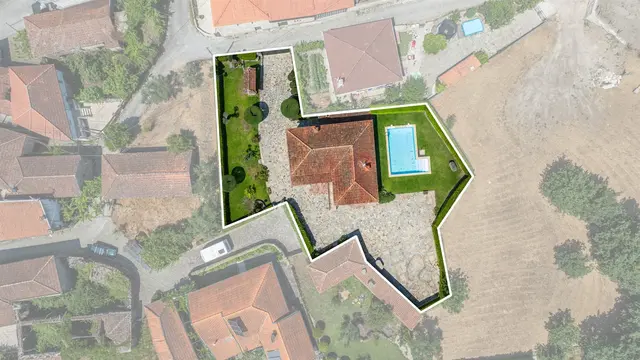 Moradia T4 - Campanh�, Mondim de Basto, Vila Real - Imagem grande