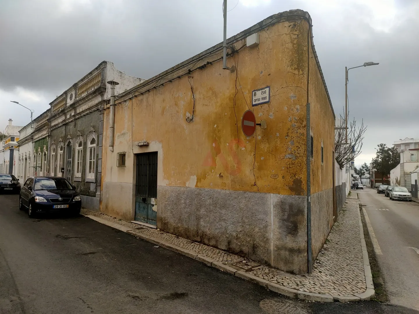Prdio > T6 - Olho, Olho, Faro (Algarve)