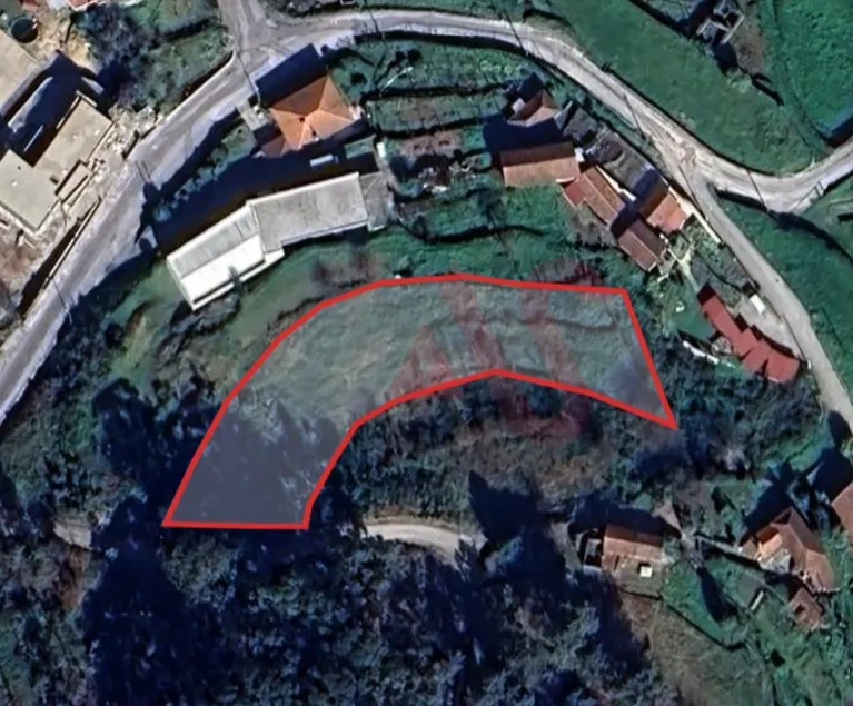Terreno Urbano T0 - Lustosa, Lousada, Porto