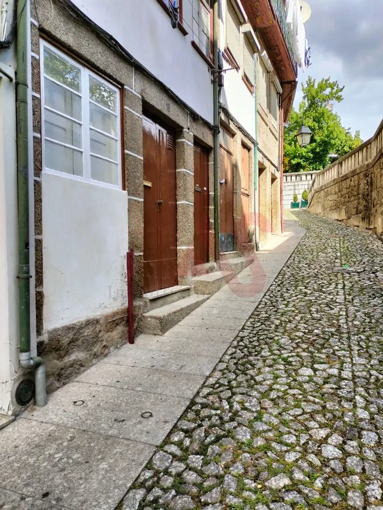 Apartamento T1 - Oliveira, So Paio e So Sebastio, Guimares, Braga