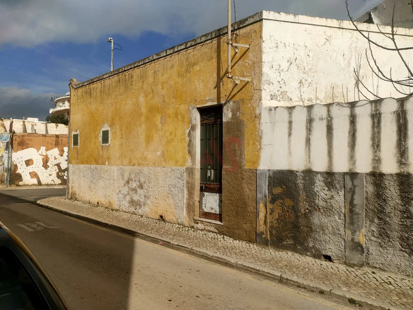 Prdio > T6 - Olho, Olho, Faro (Algarve) - Miniatura: 4/9