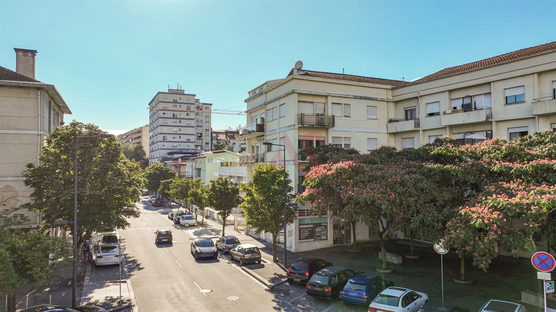 Apartamento T2 - Oliveira, So Paio e So Sebastio, Guimares, Braga - Miniatura: 6/9