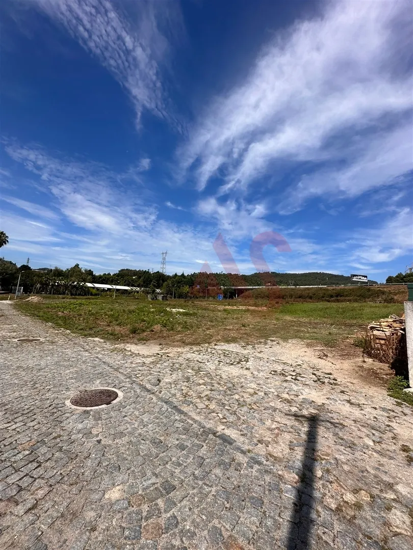Terreno Rstico T0 - Santa Maria Oliveira, Vila Nova de Famalico, Braga - Miniatura: 4/9