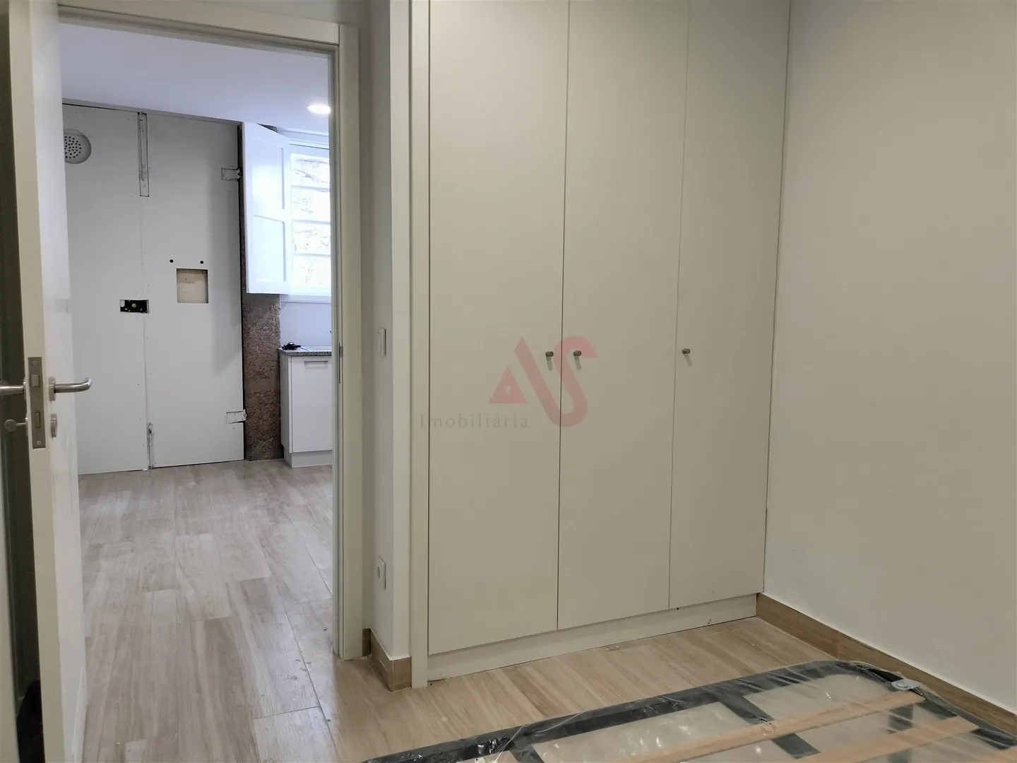 Apartamento T1 - Oliveira, So Paio e So Sebastio, Guimares, Braga - Miniatura: 4/9