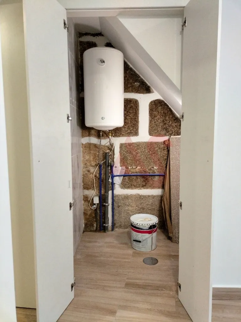 Apartamento T1 - Oliveira, So Paio e So Sebastio, Guimares, Braga - Miniatura: 5/9