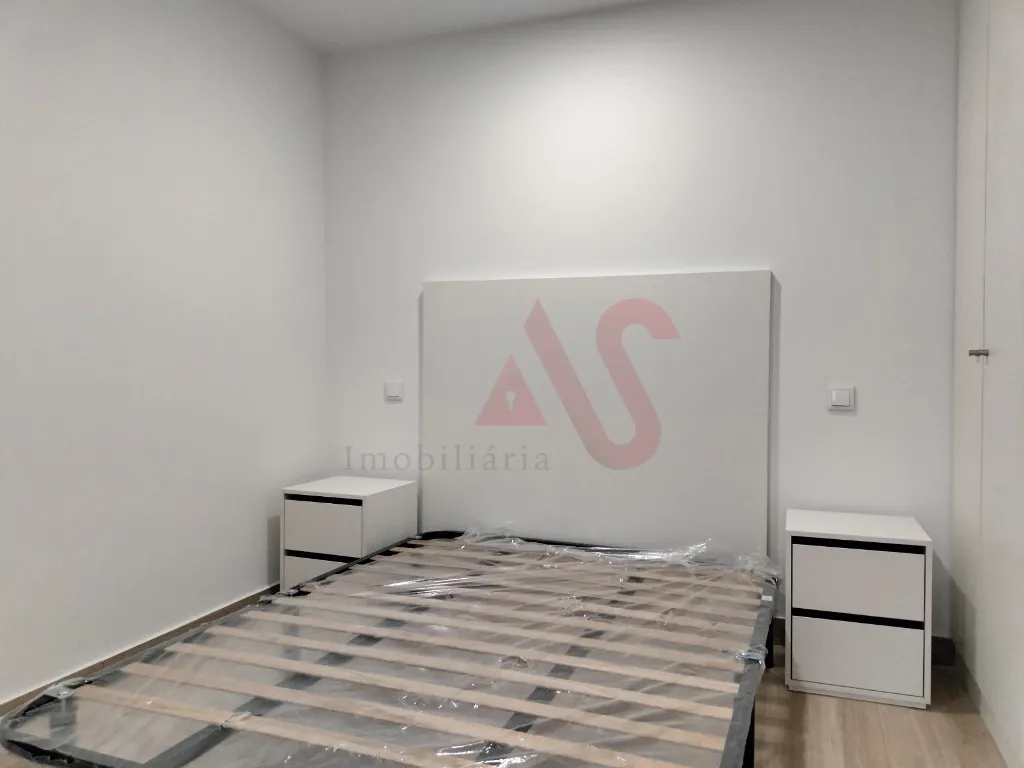 Apartamento T1 - Oliveira, So Paio e So Sebastio, Guimares, Braga - Miniatura: 7/9