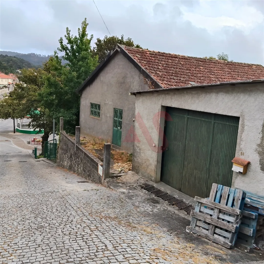Armazm T0 - Regadas, Fafe, Braga