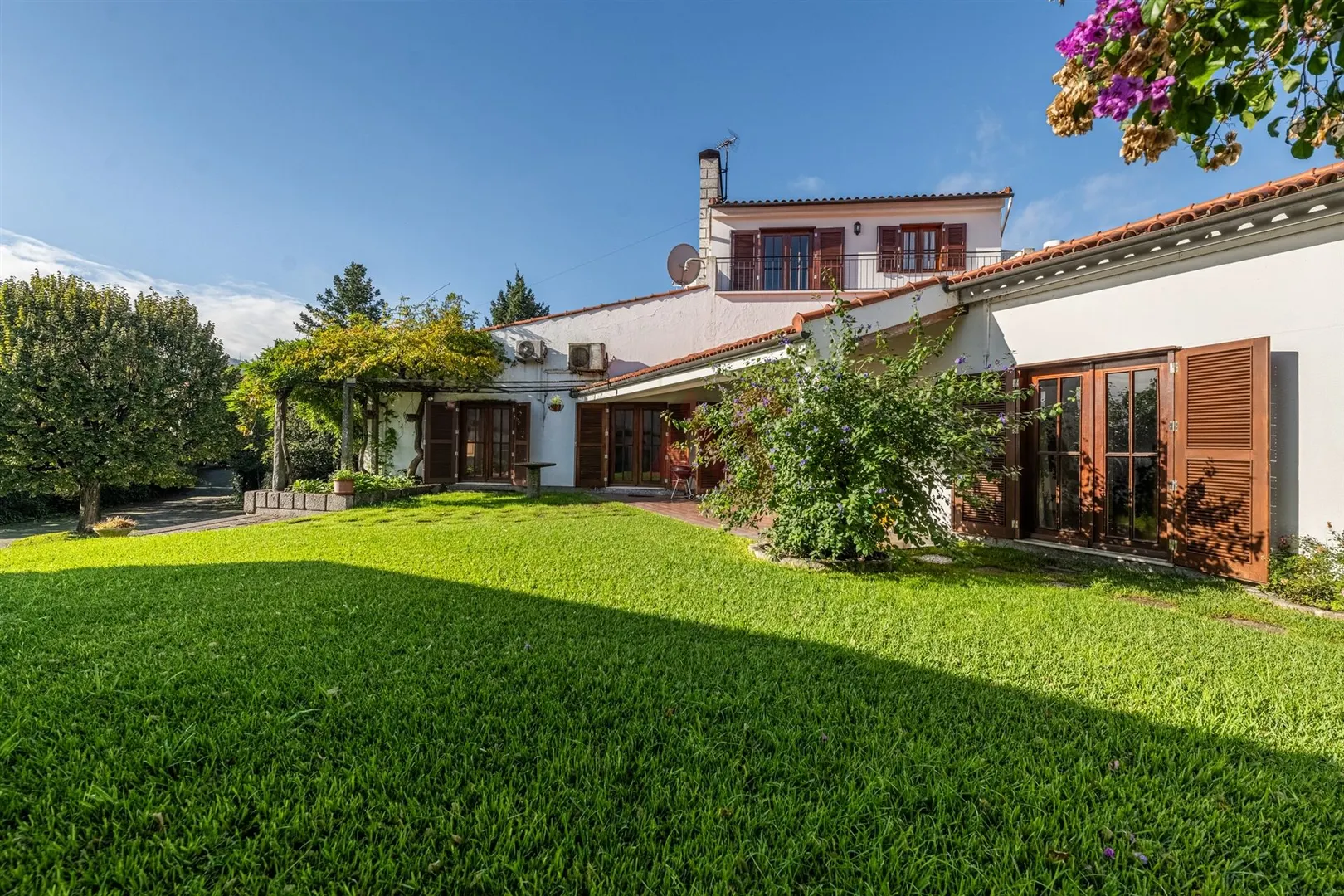 Moradia T5 - Caldas de Vizela, Vizela, Braga