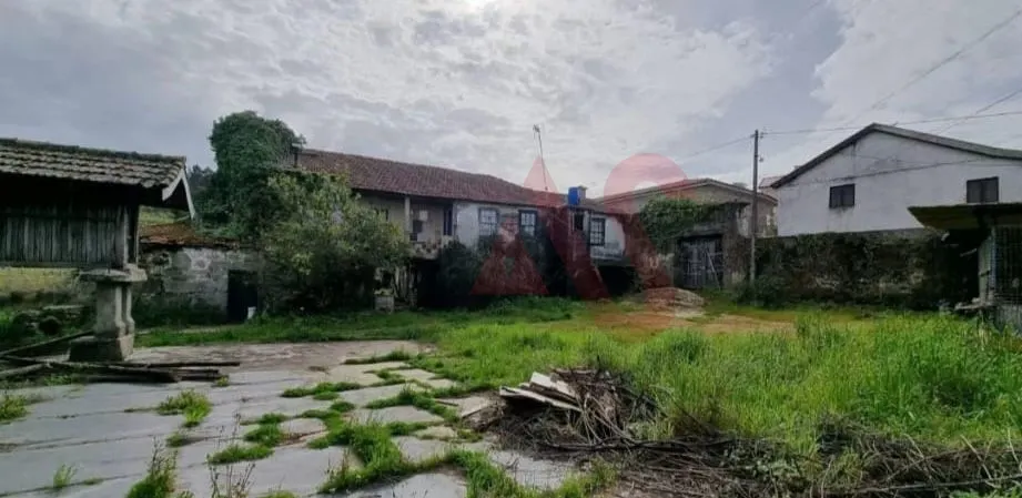 Moradia T5 - Vila Verde, Felgueiras, Porto - Miniatura: 1/9