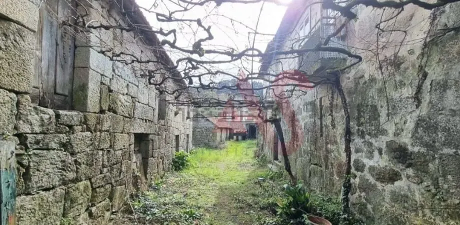 Moradia T5 - Vila Verde, Felgueiras, Porto - Miniatura: 3/9