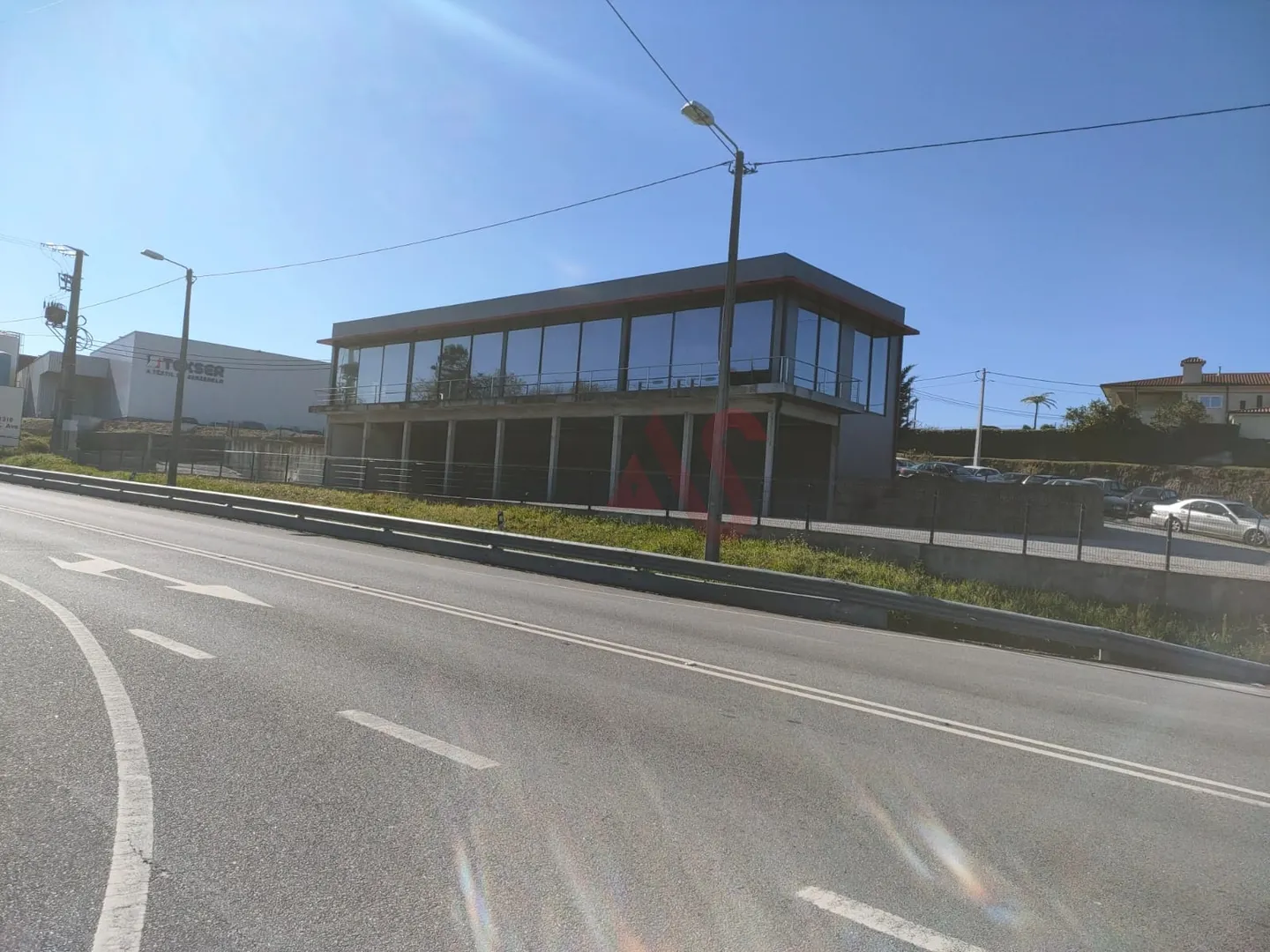 Armazm T0 - Serzedelo, Guimares, Braga - Miniatura: 3/9