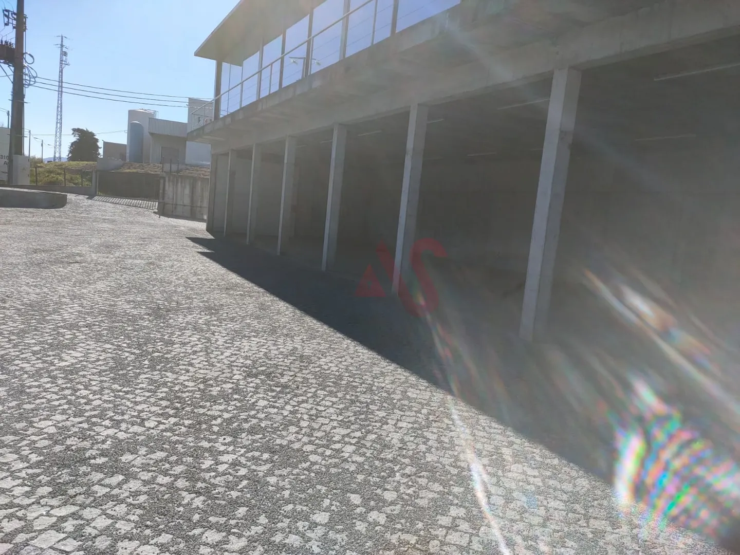 Armazm T0 - Serzedelo, Guimares, Braga - Miniatura: 8/9