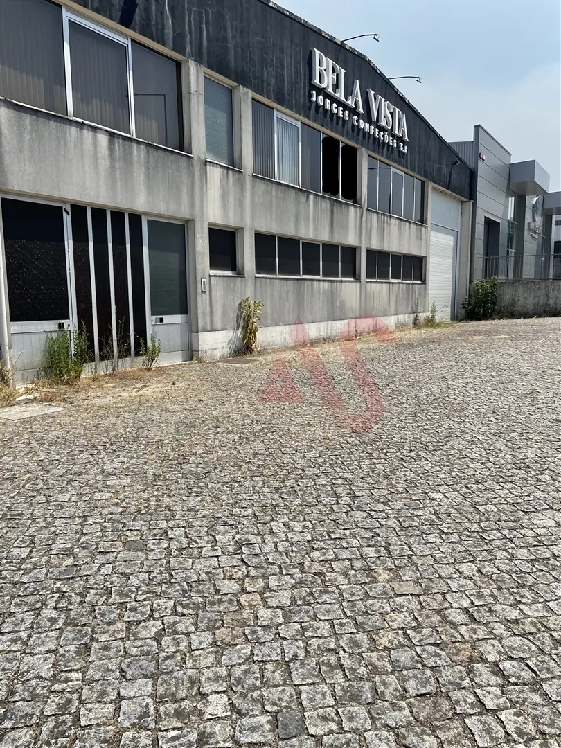 Armazm T0 - Guilhufe, Penafiel, Porto - Miniatura: 3/9