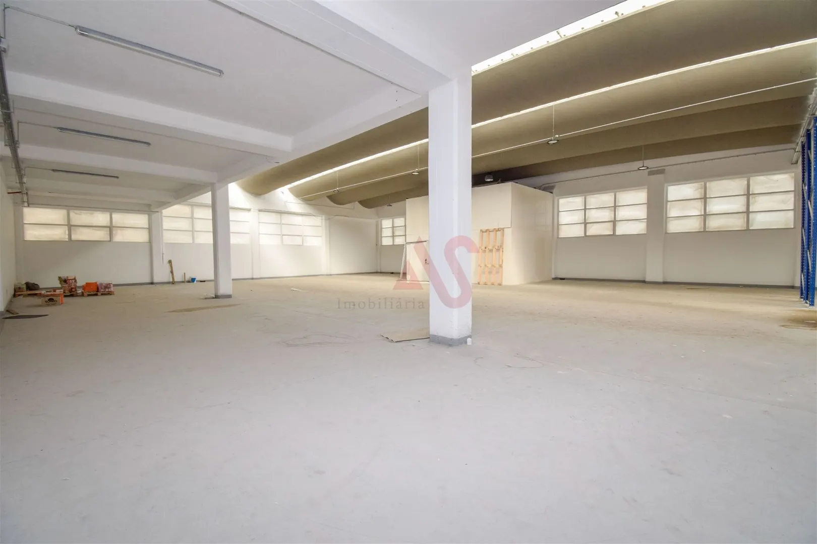 Armazm T0 - Santa Iria da Azia, Loures, Lisboa - Imagem grande