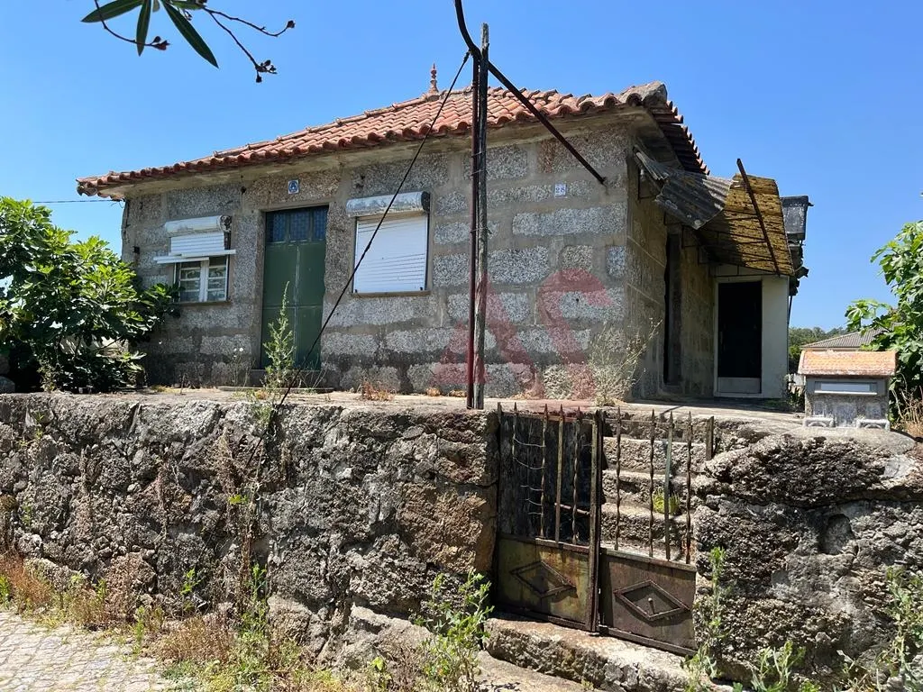Moradia T5 - Lordelo, Guimares, Braga